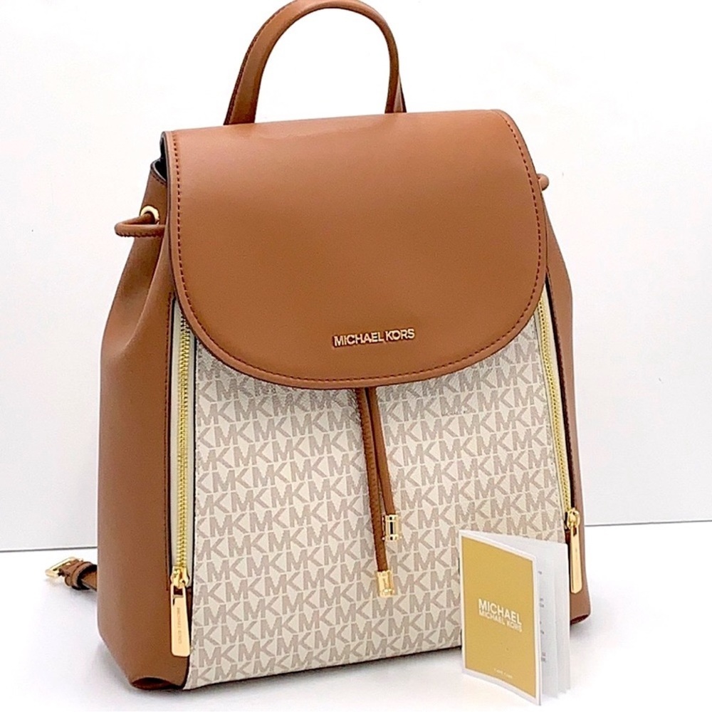 Michael Kors Phoebe 35F2G8PB2B Flap Drawstring Backpack 
Vanilla Signature 

NWT - Picture 4 of 16